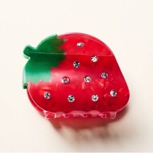 Target x Kate Spade Strawberry Claw Hair Clip